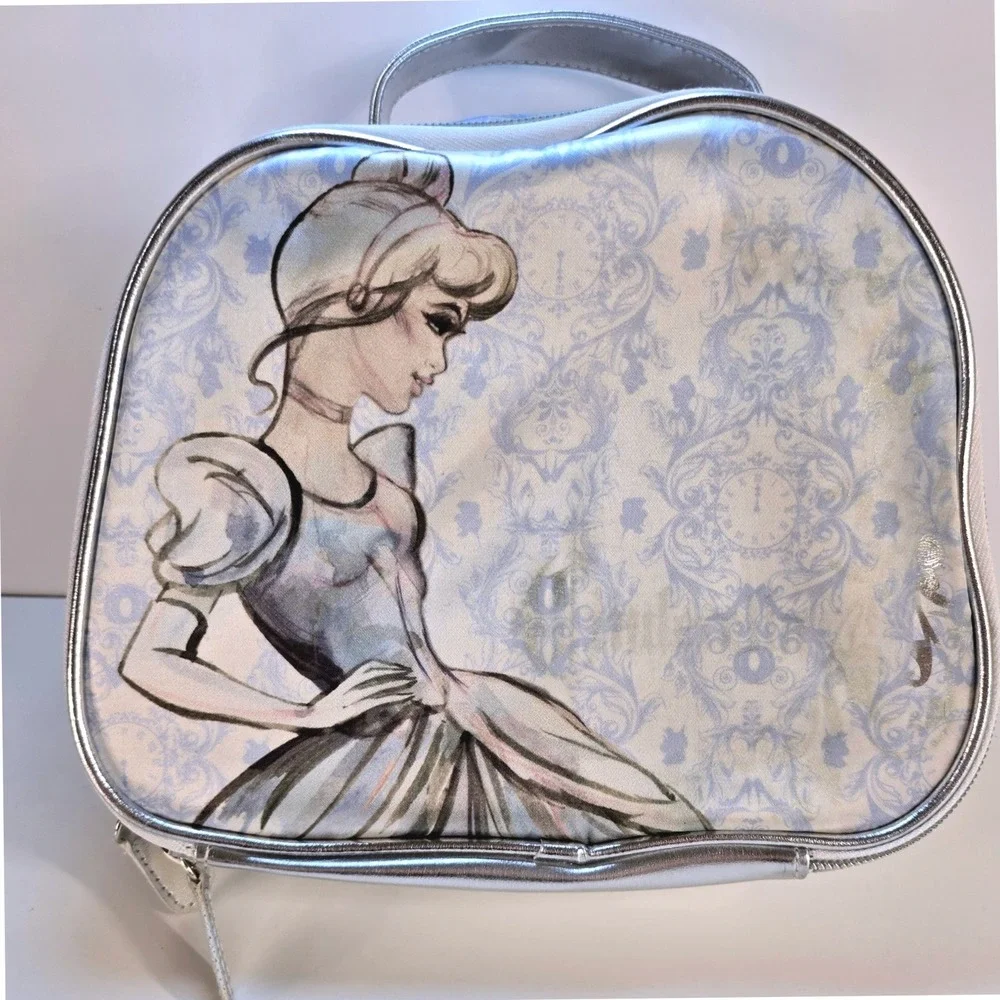 Disney Cinderella Makeup Bag London Soho New York Silver Blue Cosmetic‎ Case